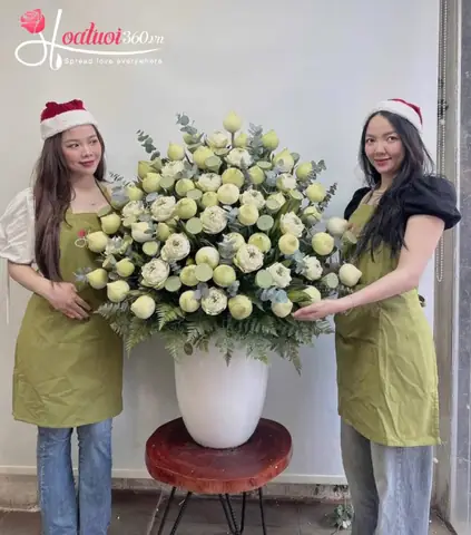 Mẫu Hoa Sen Dâng Phật Trang Nghiêm, Ý Nghĩa Tại Hoa Tươi 360