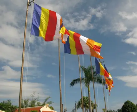 Nguồn Gốc Của Lá Cờ Phật Giáo