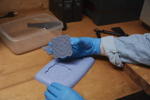 Vật Liệu Làm Khuôn Silicon Đúc Tượng Là Gì?