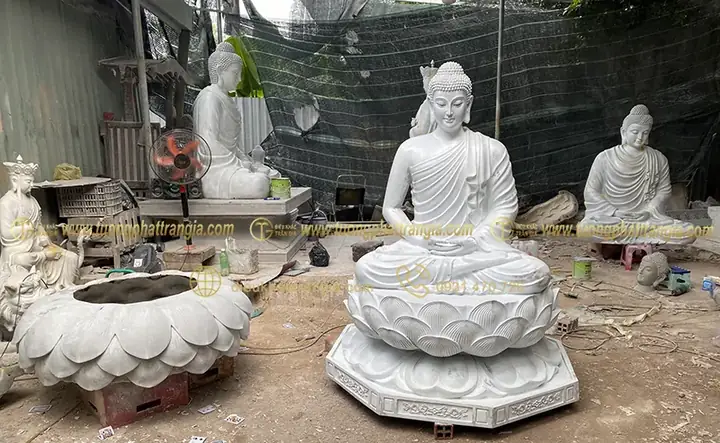 Khuôn Làm Tượng Phật: Bí Mật Đằng Sau Những Tác Phẩm Nghệ Thuật Tôn Giáo