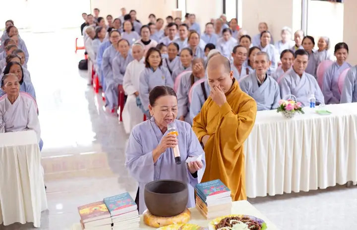 Kính Mừng Đại Lễ Phật Thành Đạo