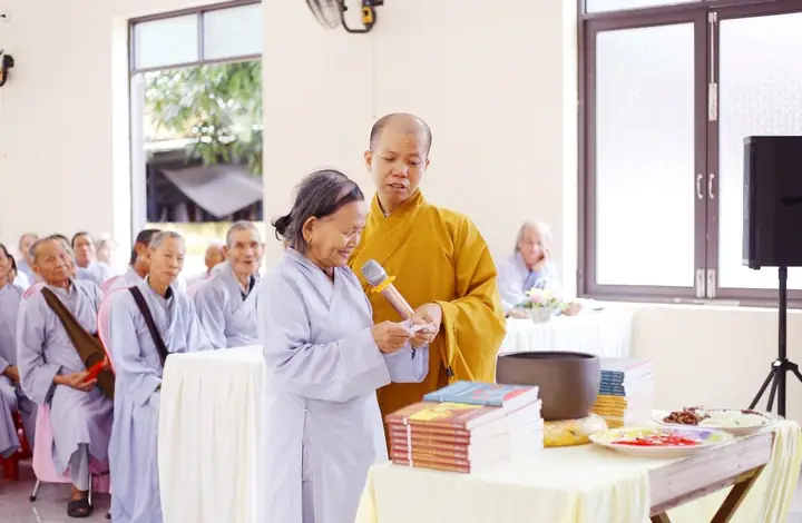 Kính Mừng Đại Lễ Phật Thành Đạo