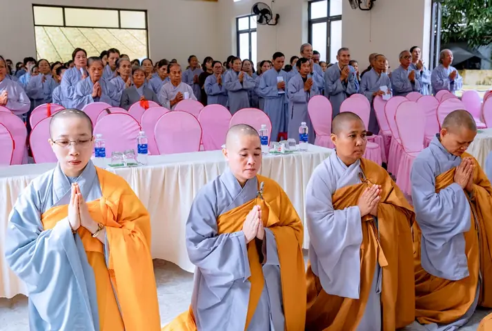 Kính Mừng Đại Lễ Phật Thành Đạo