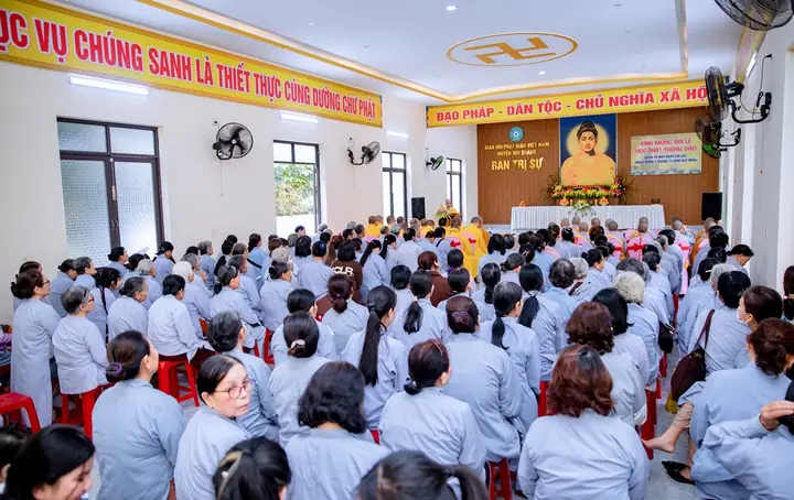 Kính Mừng Đại Lễ Phật Thành Đạo