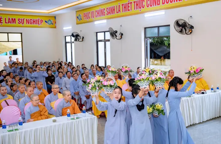 Kính Mừng Đại Lễ Phật Thành Đạo