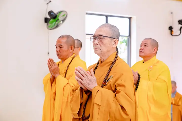 Kính Mừng Đại Lễ Phật Thành Đạo