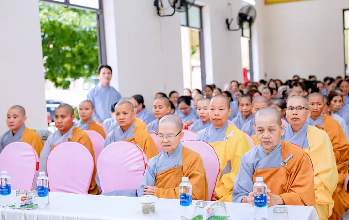 Kính Mừng Đại Lễ Phật Thành Đạo