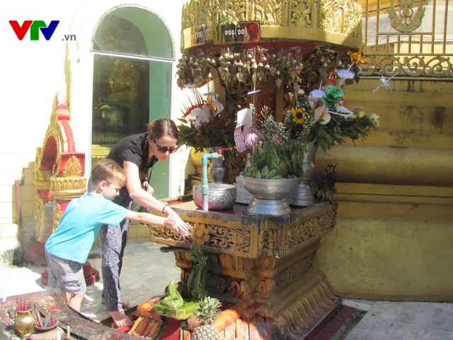 Lễ Tắm Phật Và Nghi Lễ Cầu May Mắn Tại Các Chùa Ở Myanmar - Ảnh 3.