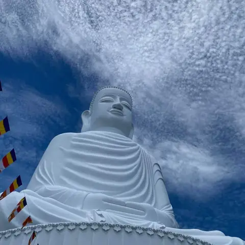 Listen To Nghe Lời Phật Dạy Để Có Hạnh Phúc An Vui Trong Cuộc ...