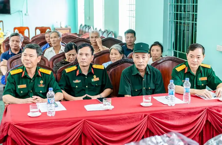 Bts Phật Giáo Tỉnh Thanh Hoá Tặng Quà Gia Đình Chính Sách Nhân Ngày 27/7