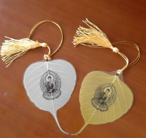 Lá Bồ Đề Hình Phật Có Ý Nghĩa Gì? Khám Phá Sâu Sắc Về Biểu Tượng Tâm Linh