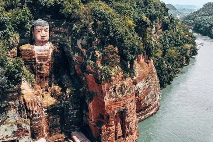 Lạc Sơn Đại Phật Bỗng Dưng 'nhắm Mắt' Thần Bí, Cùng Với Đó Xảy Ra ...