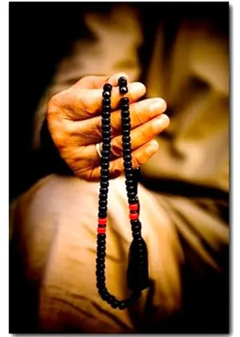 Hướng Dẫn Sử Dụng Tràng Hạt Niệm Phật Đúng Cách Theo Truyền Thống Phật Giáo