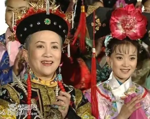 Lão Phật Gia Hoàn Châu Cách Cách