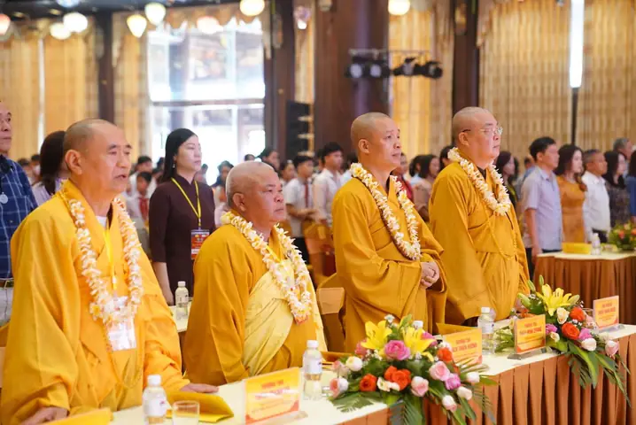 Linh Thiêng Đại Lễ Phật Đản Chùa Tam Chúc