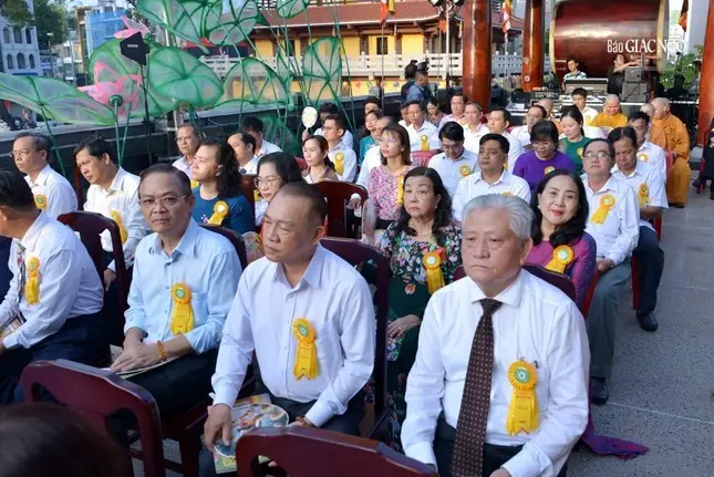 Lễ Phật Đản Việt Nam Quốc Tự