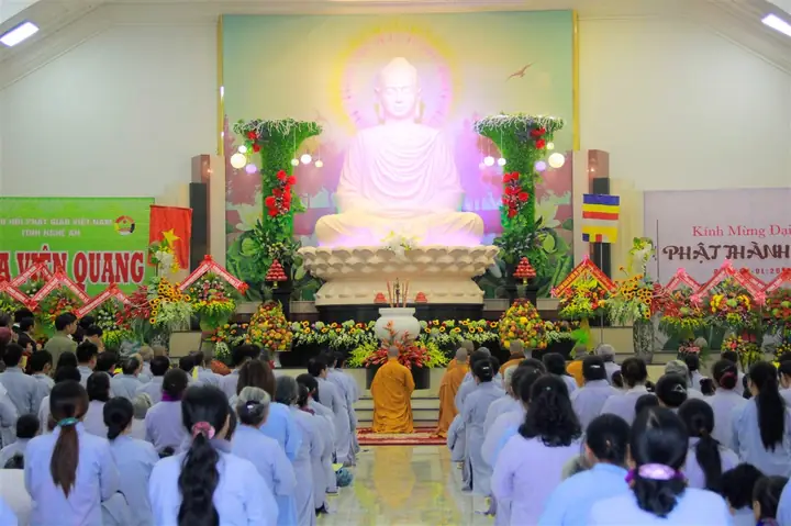 Lễ Phật Thành Đạo Chùa Phật Quang