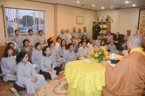 Giảng Pháp Tại Chùa Đại Bi Bang Indiana - Hoa Kỳ