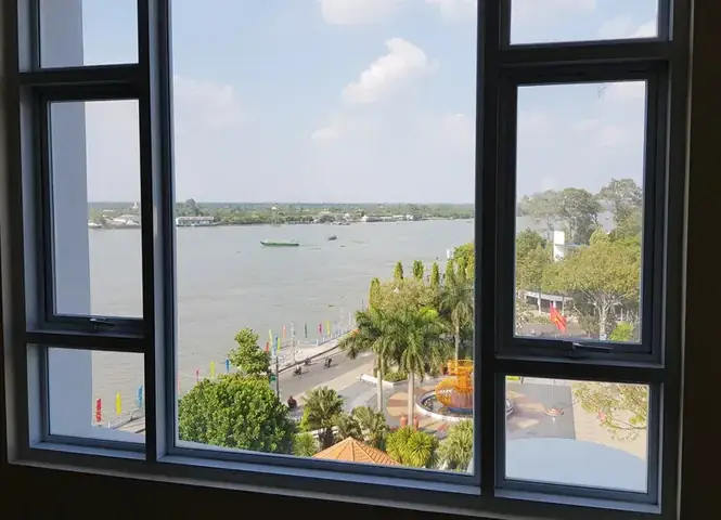 Đặt Bàn Trước