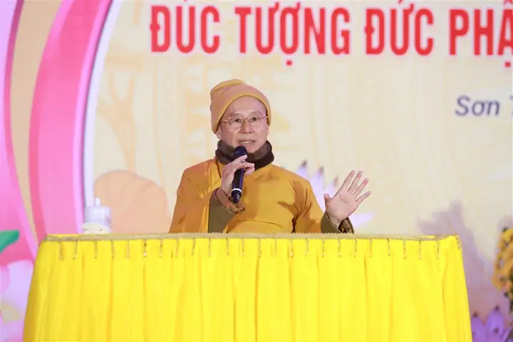 Hà Tĩnh: Tt. Thích Chân Quang Thuyết Giảng Tại Chùa Hương Sơn ...