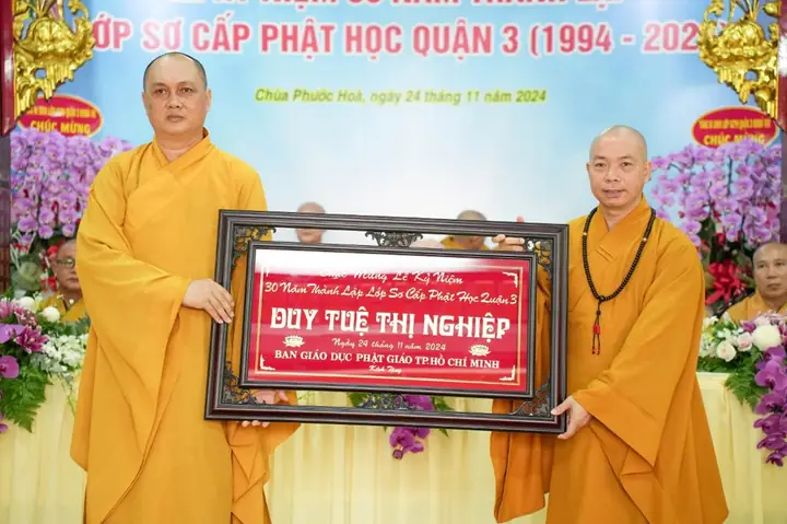 Kỷ Niệm 30 Năm Lớp Sơ Cấp Phật Học Quận 3 - Hành Trình Ba Thập Kỷ Truyền Đăng Tục Diệm