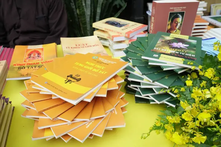 Họp Mặt Bổn Sư Tăng Ni Sinh - Khởi Đầu Chuỗi Sự Kiện Kỷ Niệm 30 Năm Lớp Sơ Cấp Phật Học Quận 3