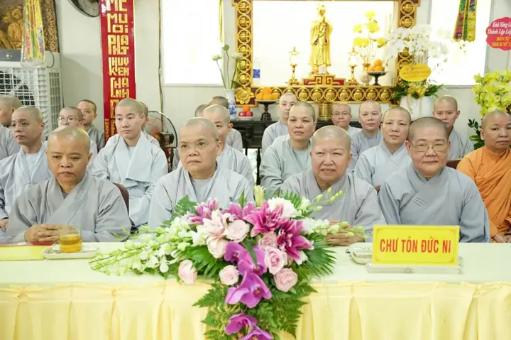 Kỷ Niệm 30 Năm Lớp Sơ Cấp Phật Học Quận 3 - Hành Trình Ba Thập Kỷ Truyền Đăng Tục Diệm