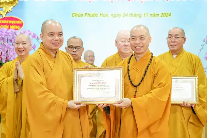 Họp Mặt Bổn Sư Tăng Ni Sinh - Khởi Đầu Chuỗi Sự Kiện Kỷ Niệm 30 Năm Lớp Sơ Cấp Phật Học Quận 3