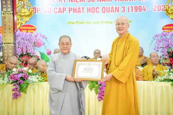 Kỷ Niệm 30 Năm Lớp Sơ Cấp Phật Học Quận 3 - Hành Trình Ba Thập Kỷ Truyền Đăng Tục Diệm