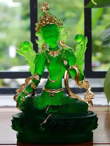 Các Sức Trang Hoàng Trên Sắc Thân Ngài