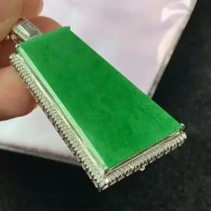 Mặt Đá Phật Bà Quan Âm