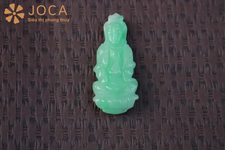 Mặt Bà Quan Âm Đá Thạch Anh Xanh