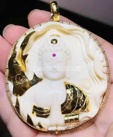 Mặt Dây Chuyền Phật A Di Đà Vàng 18k Viền Chữ Vạn Đẹp-bình An