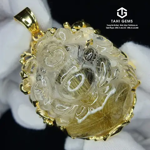 Ý Nghĩa Của Mặt Dây Chuyền Phật Di Lặc Bọc Vàng Trong Phong Thủy