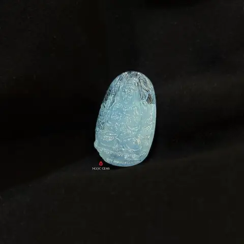 Phật Bản Mệnh Thiên Thủ Thiên Nhãn Bồ Tát Đá Aquamarine