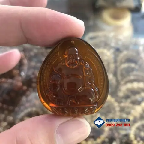 Mặt Phật Hổ Phách: Tinh Hoa Đá Quý Trong Nghệ Thuật Chế Tác Phong Thủy