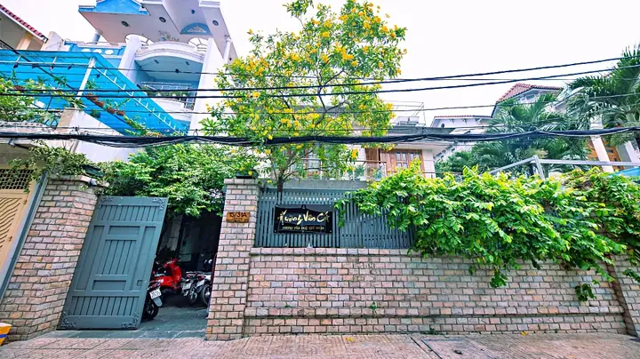 Gia Công Điêu Khắc Trầm Hương Theo Ý Khách Hàng