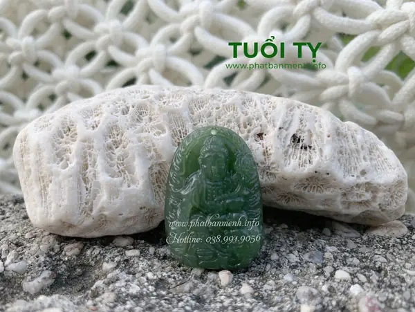 Mô Tả Sản Phẩm Mặt Dây Phật Bản Mệnh Ngọc Bích Tuổi Tỵ: