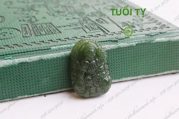 Mô Tả Sản Phẩm Mặt Dây Phật Bản Mệnh Ngọc Bích Tuổi Tỵ: