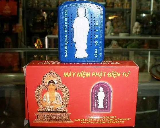 Máy Niệm Phật Điện Tử 8 Bài: Hành Trang Tinh Thần Cho Người Tu Học