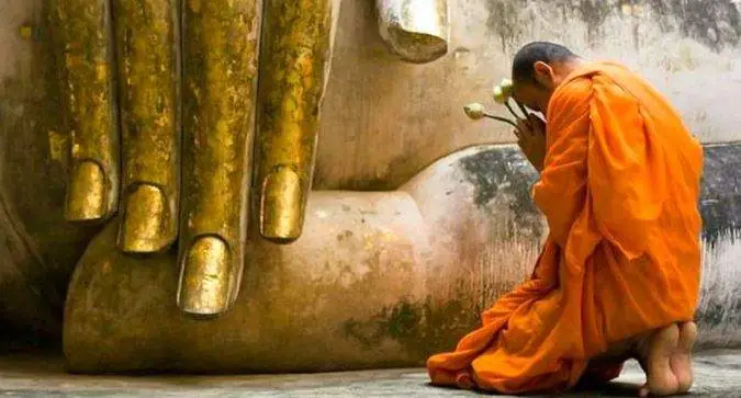 Nằm Mơ Thấy Niệm Phật Đánh Con Gì? Giải Mã Giấc Mơ Thấy ...