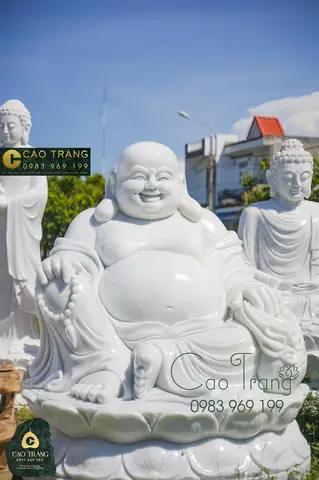 Mơ Thấy Tượng Phật Mỉm Cười Với Mình