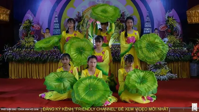 Múa Dâng Hoa Lễ Phật Đản: Ý Nghĩa, Ý Tưởng Và Hướng Dẫn Biểu Diễn