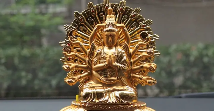 Nên Mua Tượng Phật Quan Thế Âm Bồ Tát Nghìn Mắt Nghìn Tay Ở Đâu?