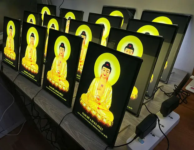 Hộp Đèn Tranh Phật A Di Đà