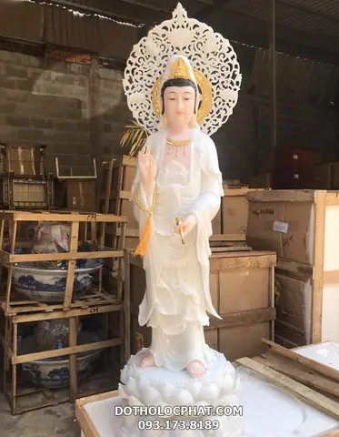 Tæ°á»£ng Quan Ãm Bá» Tã¡t Äá»©ng