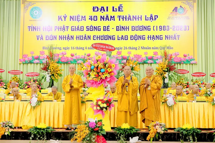 Giáo Hội Phật Giáo Việt Nam Tỉnh Bình Dương Trọng Thể Tổ Chức Lễ Kỷ Niệm 40 Năm Thành Lập Tỉnh Hội Phật Giáo Sông Bé - Bình Dương