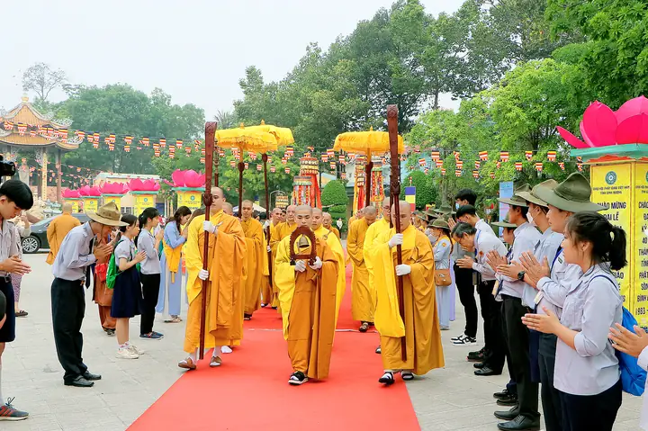 Giáo Hội Phật Giáo Việt Nam Tỉnh Bình Dương Trọng Thể Tổ Chức Lễ Kỷ Niệm 40 Năm Thành Lập Tỉnh Hội Phật Giáo Sông Bé - Bình Dương