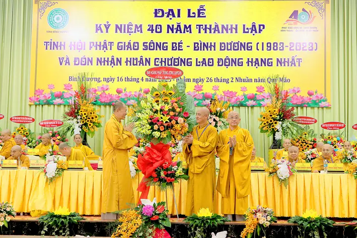 Giáo Hội Phật Giáo Việt Nam Tỉnh Bình Dương Trọng Thể Tổ Chức Lễ Kỷ Niệm 40 Năm Thành Lập Tỉnh Hội Phật Giáo Sông Bé - Bình Dương