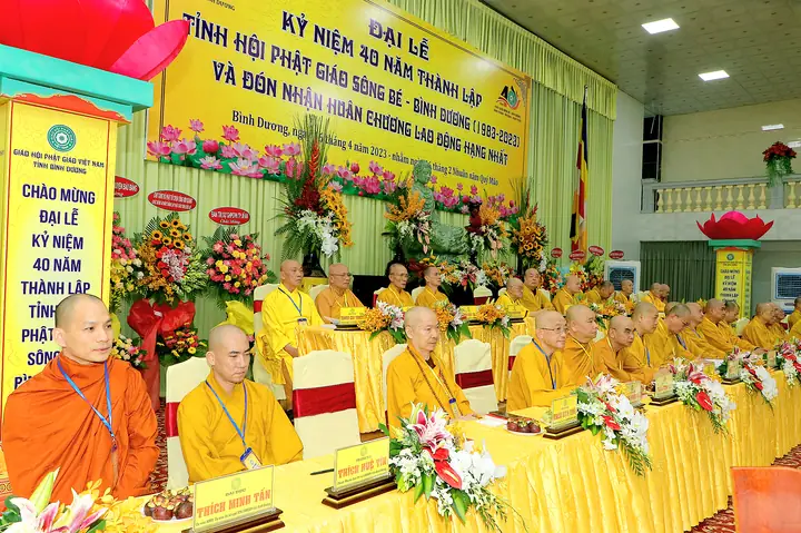 Giáo Hội Phật Giáo Việt Nam Tỉnh Bình Dương Trọng Thể Tổ Chức Lễ Kỷ Niệm 40 Năm Thành Lập Tỉnh Hội Phật Giáo Sông Bé - Bình Dương